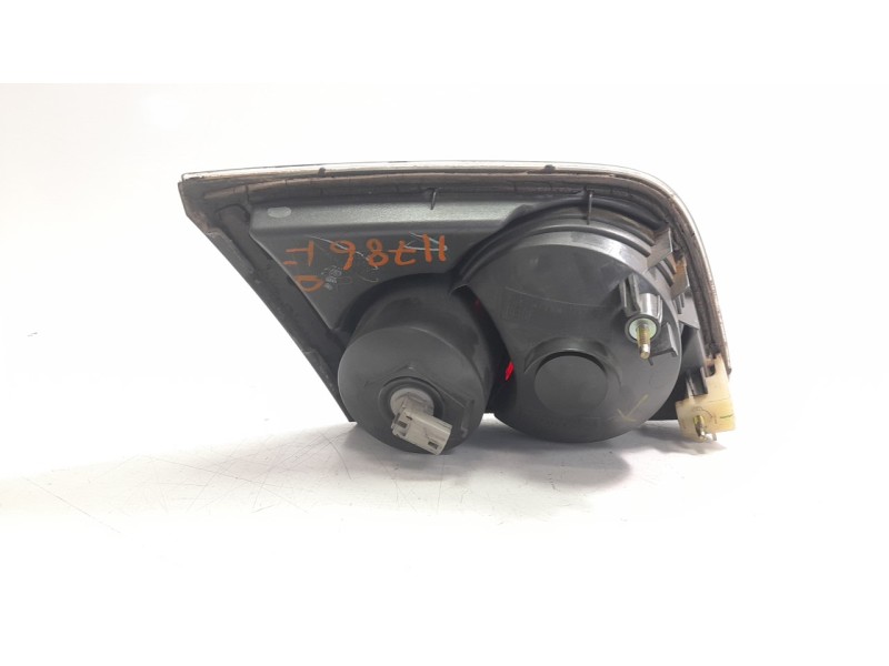 Recambio de piloto trasero derecho interior para mazda 6 berlina (gg) 2.0 crtd 136 active (4-ptas.) referencia OEM IAM 22661971 