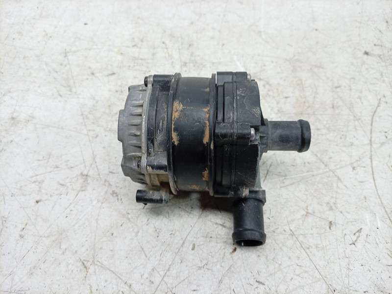 Recambio de bomba agua para audi q3 sportback (f3n) 35 tdi referencia OEM IAM  04L965567A 