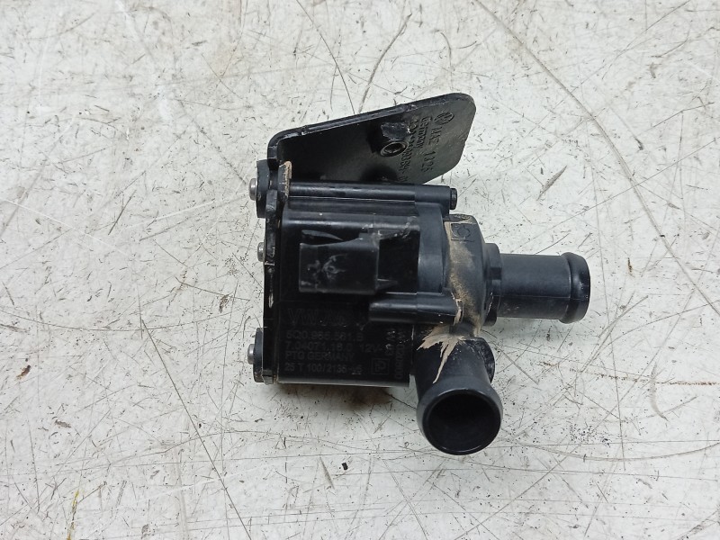 Recambio de bomba agua para audi q3 sportback (f3n) 35 tdi referencia OEM IAM  5Q0965561B 