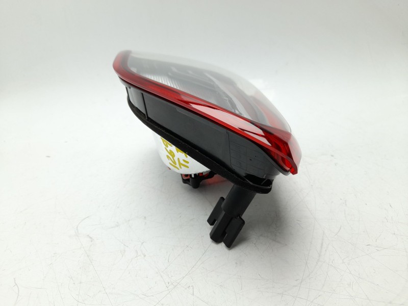 Recambio de piloto trasero izquierdo interior para opel crossland x / crossland (p17, p2qo) 1.2 (75) referencia OEM IAM  3913752