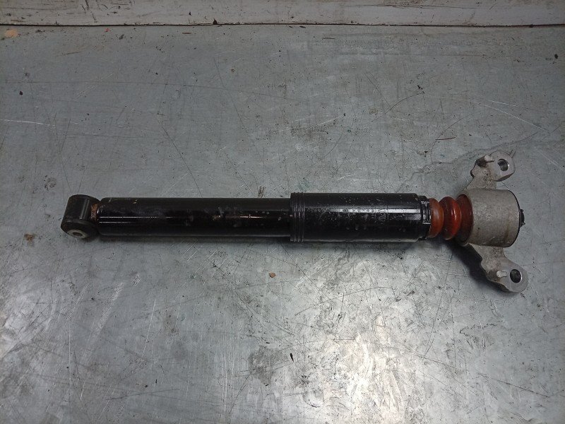 Recambio de amortiguador trasero derecho para volvo v60 ii cross country (227) d4 awd referencia OEM IAM  P31658990 