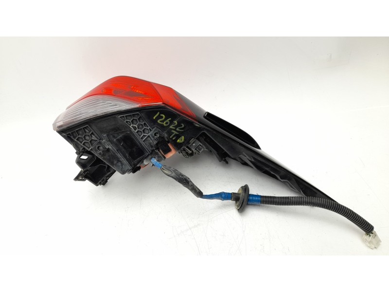 Recambio de piloto trasero derecho para toyota rav 4 v (_a5_, _h5_) 2.5 hybrid awd (axah54) referencia OEM IAM  8155042230 16907