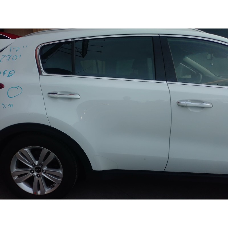 Recambio de puerta trasera derecha para kia sportage iv (ql, qle) 1.6 gdi referencia OEM IAM   