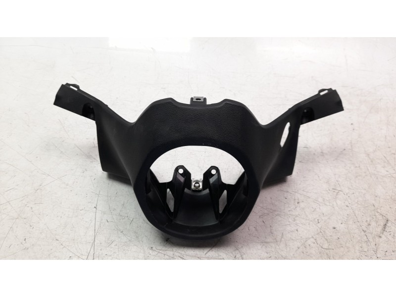 Recambio de moldura para yamaha x-max 125 referencia OEM IAM BL2F614400  