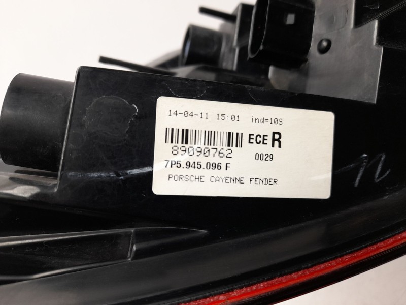 Recambio de piloto trasero derecho para porsche cayenne s hybrid (2010-2012) referencia OEM IAM  7P5945096F 103F25010772/PCA0532