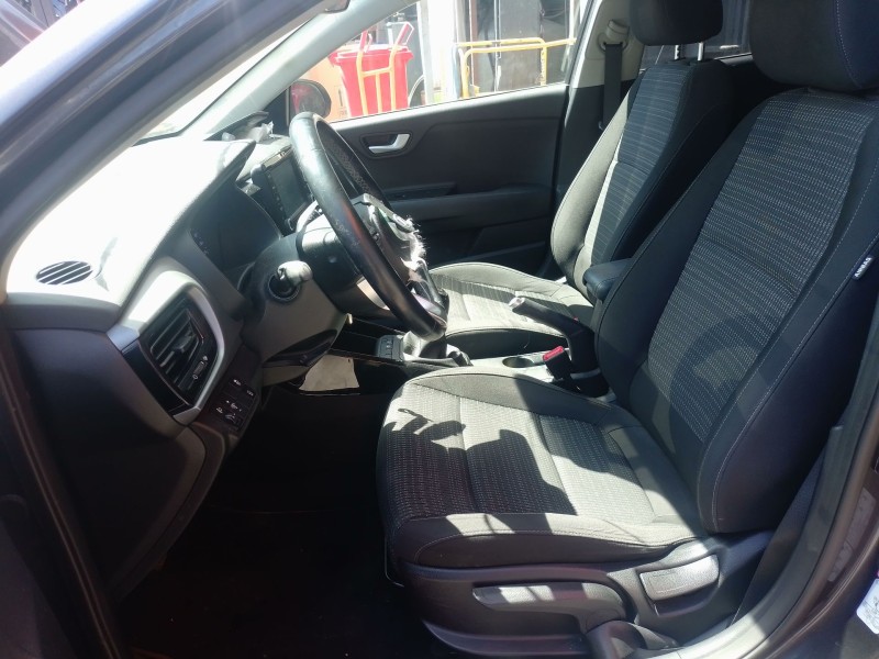 Recambio de juego asientos completo para kia stonic (yb) 1.0 t-gdi referencia OEM IAM   