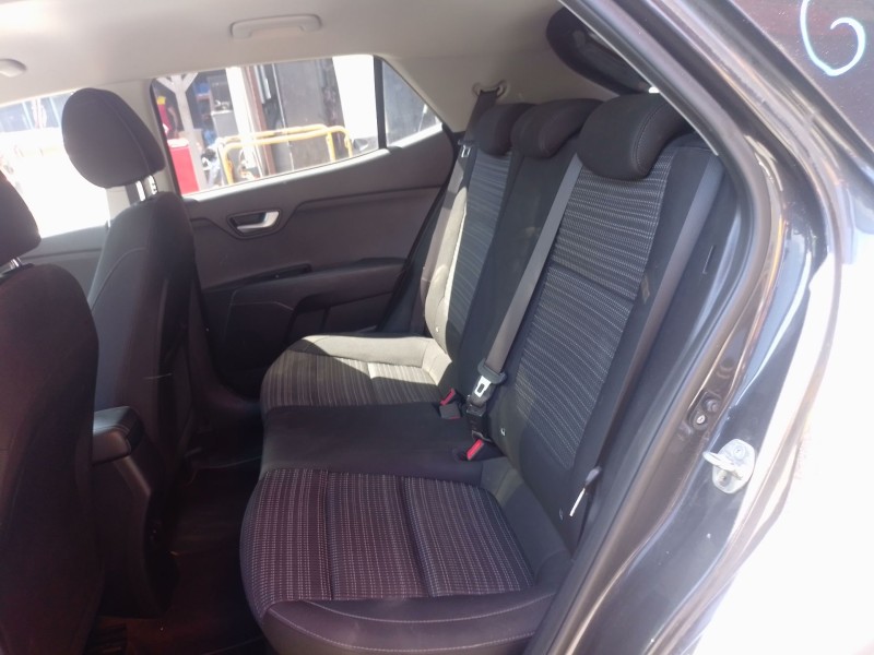 Recambio de juego asientos completo para kia stonic (yb) 1.0 t-gdi referencia OEM IAM   