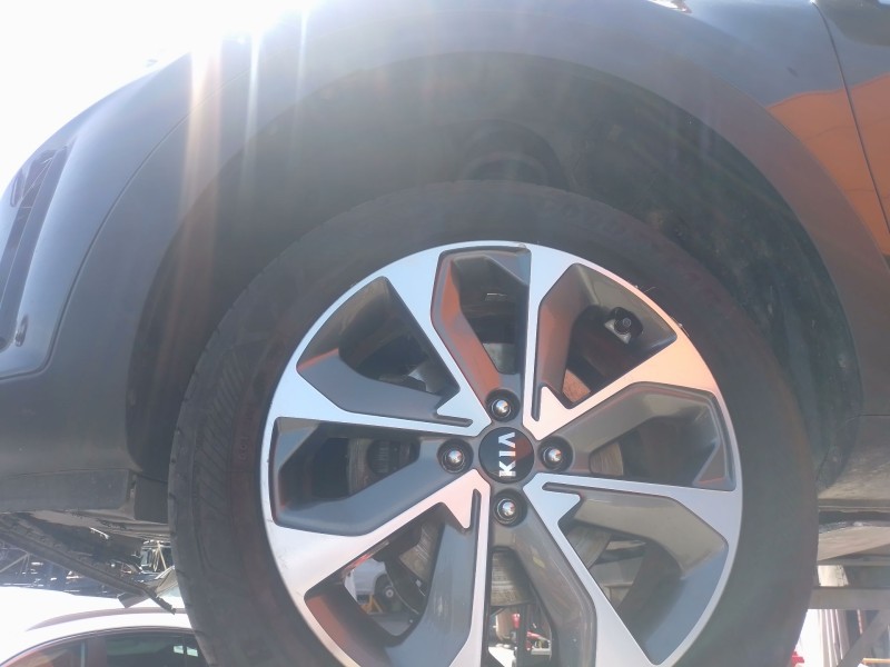 Recambio de paso rueda delantero izquierdo para kia stonic (yb) 1.0 t-gdi referencia OEM IAM   