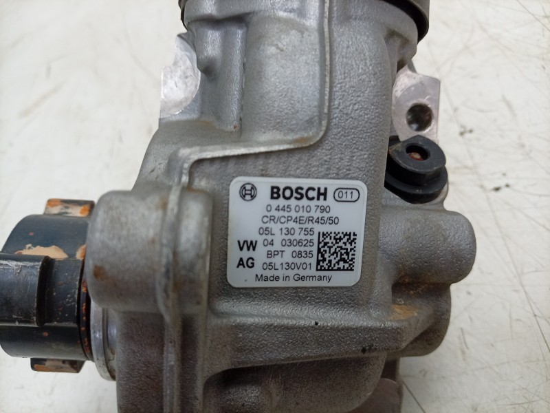 Recambio de bomba inyeccion para audi q3 sportback (f3n) 35 tdi referencia OEM IAM 0445010790 05L130755 