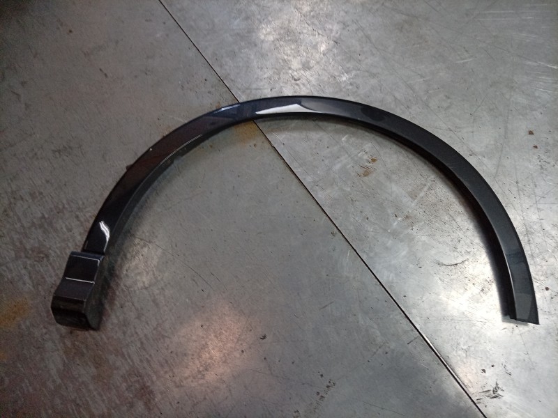 Recambio de aletin delantero derecho para audi q3 sportback (f3n) 35 tdi referencia OEM IAM  83A853718AGRU 