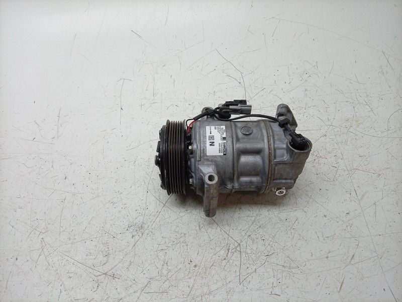 Recambio de compresor aire acondicionado para renault arkana i (lcm_, ldn_) 1.3 tce 140 (ldn0) referencia OEM IAM 926006UB1A 926