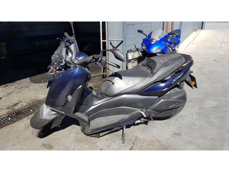 yamaha x-max 300 del año 2018