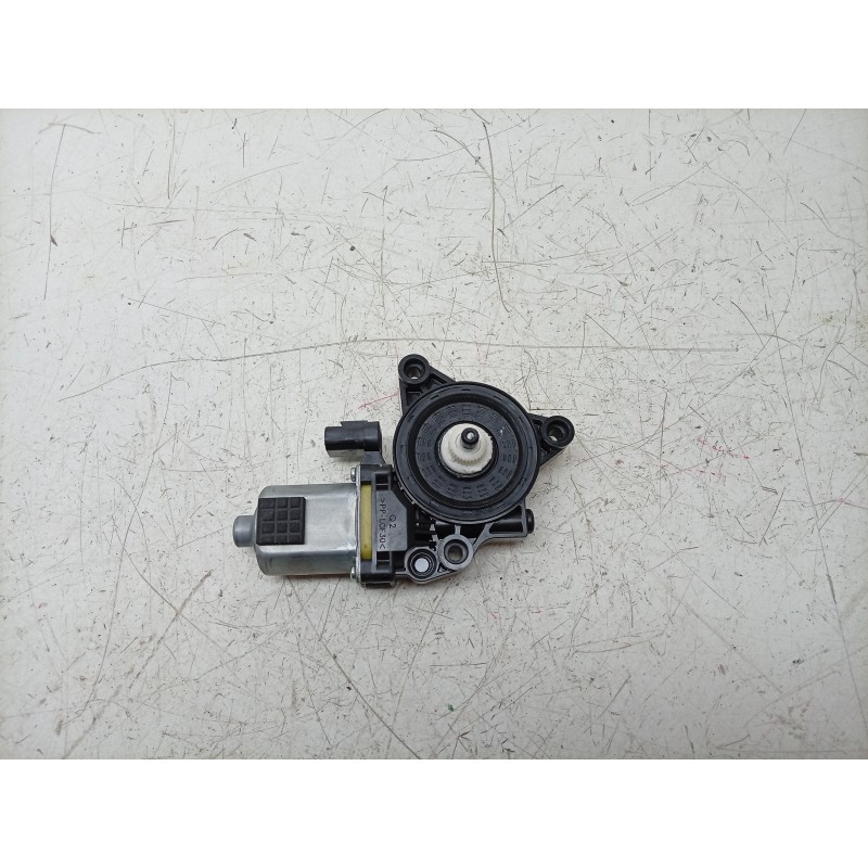 Recambio de elevalunas trasero derecho para kia sportage iv (ql, qle) 1.6 gdi referencia OEM IAM  83460F1000 