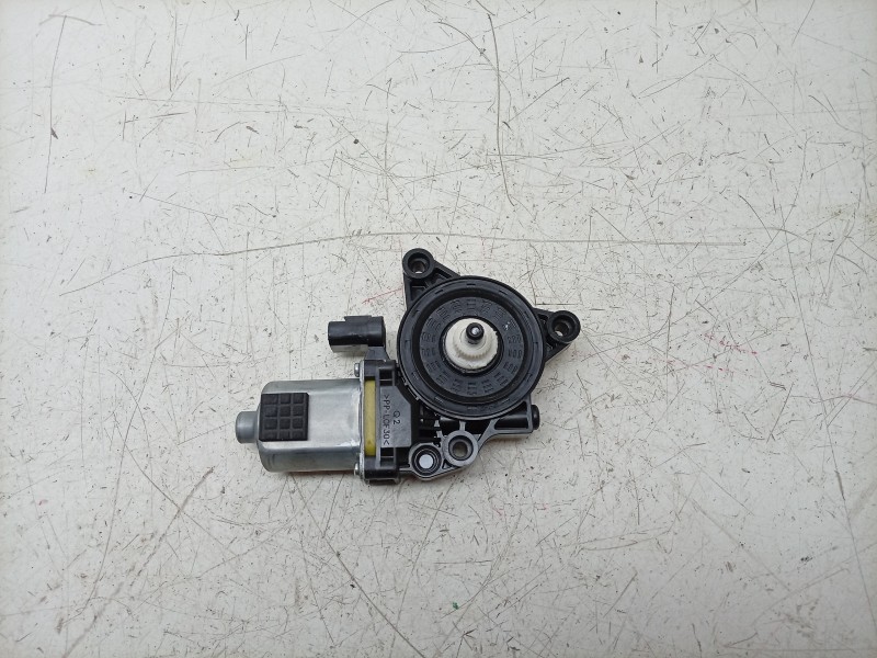 Recambio de elevalunas trasero derecho para kia sportage iv (ql, qle) 1.6 gdi referencia OEM IAM  83460F1000 