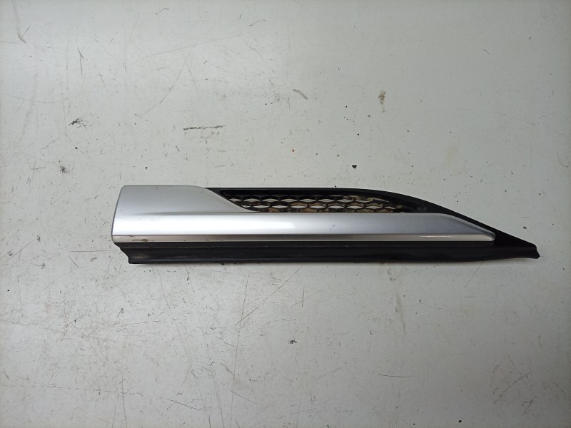 Recambio de rejilla delantera para land rover range rover evoque (l538) 2.0 4x4 referencia OEM IAM  BJ32280B11 
