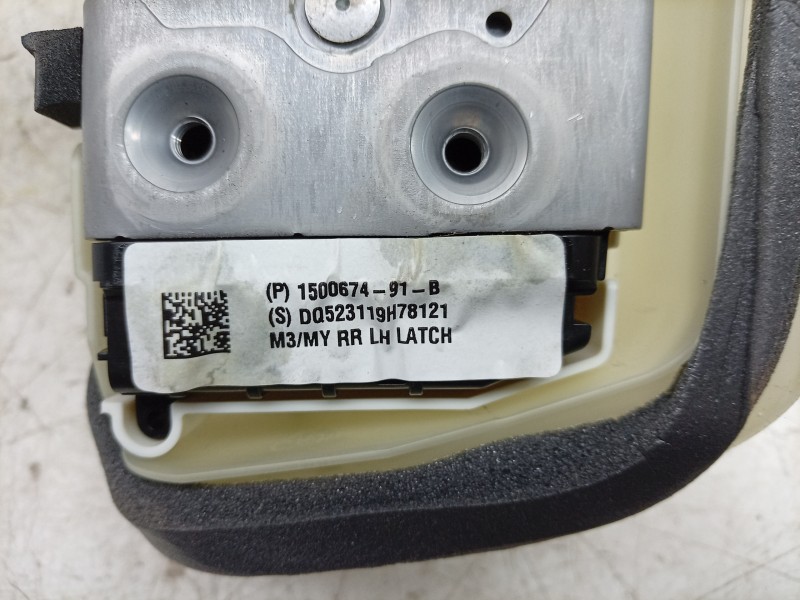 Recambio de cerradura puerta trasera izquierda para tesla model 3 ev referencia OEM IAM  150067491B 