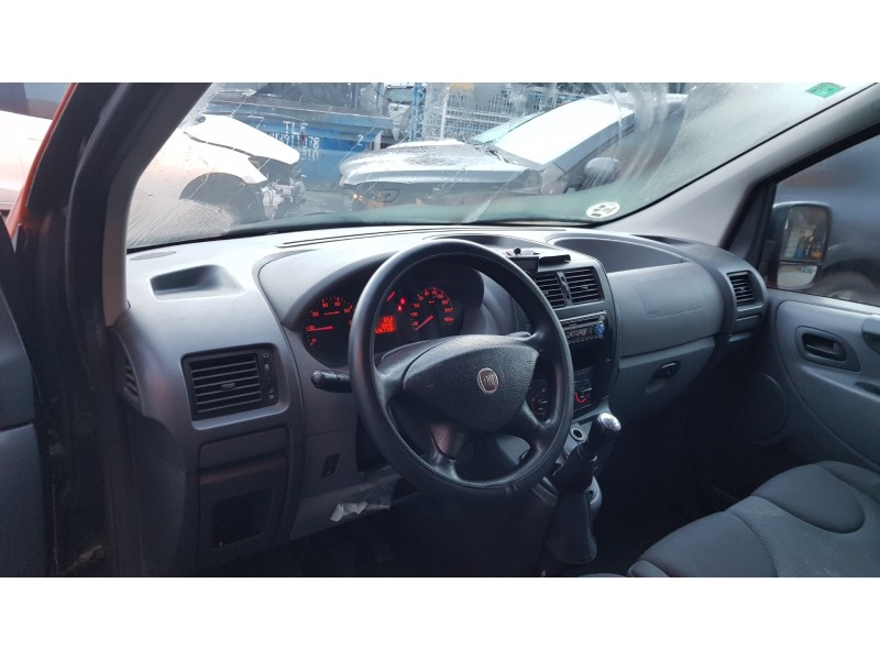 fiat scudo furgón (272) del año 2010