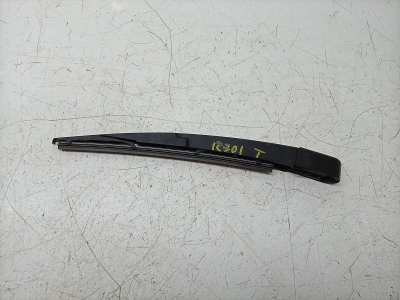 Recambio de brazo limpia trasero para kia sportage iv (ql, qle) 1.6 gdi referencia OEM IAM  988111H000 BLF110387HQ/TL84120/TL843