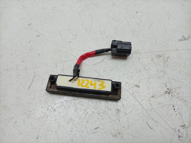 Recambio de maneta porton para kia xceed (cd) 1.0 t-gdi referencia OEM IAM  81880J7100 