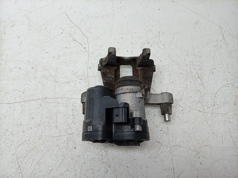 Recambio de pinza de freno trasera derecha para volkswagen golf viii lim. (cd1) life referencia OEM IAM  357615124BX 