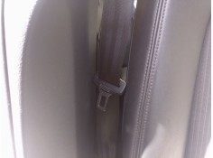 CINTURON SEGURIDAD DELANTERO DERECHO 
