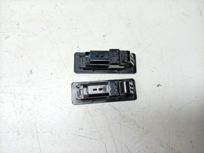 Recambio de piloto matricula para citroën c4 iii (ba_, bb_, bc_) 1.2 puretech 130 (bahnsa, bahnsb) referencia OEM IAM  981522598