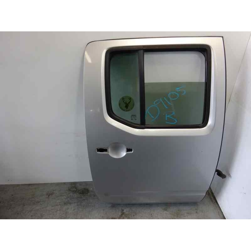 Recambio de puerta trasera derecha para nissan navara pick-up (d40m) doble cab se 4x4 referencia OEM IAM 82100EB330  