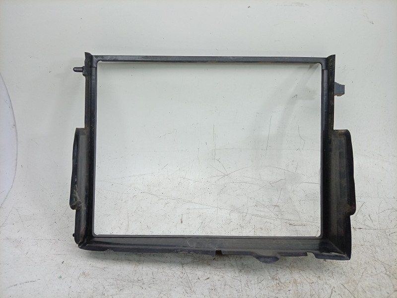 Recambio de canalizador de aire para renault arkana i (lcm_, ldn_) 1.3 tce 140 (ldn0) referencia OEM IAM  214991730R 