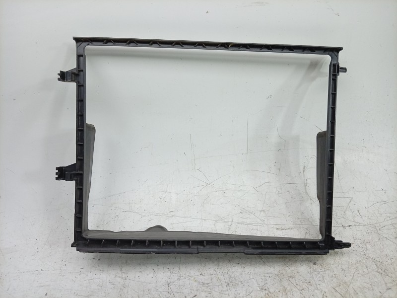Recambio de canalizador de aire para renault arkana i (lcm_, ldn_) 1.3 tce 140 (ldn0) referencia OEM IAM  214991730R 