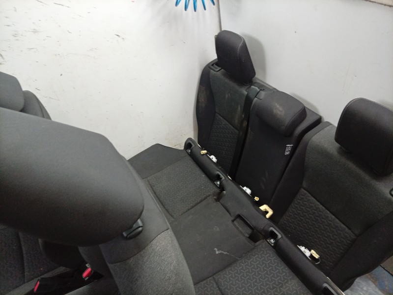 Recambio de juego asientos completo para toyota yaris cross (mxp_) 1.5 hybrid (mxpj10) referencia OEM IAM  71512K0010 