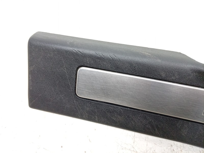 Recambio de moldura para land rover range rover evoque (l538) 2.0 4x4 referencia OEM IAM  BJ3213201BBW 