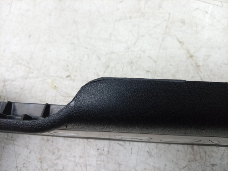 Recambio de moldura para land rover range rover evoque (l538) 2.0 4x4 referencia OEM IAM  BJ3213201BBW 