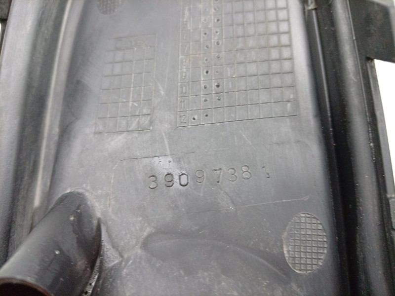Recambio de rejilla paragolpes derecha para opel crossland x / crossland (p17, p2qo) 1.2 (75) referencia OEM IAM 39097381 475498