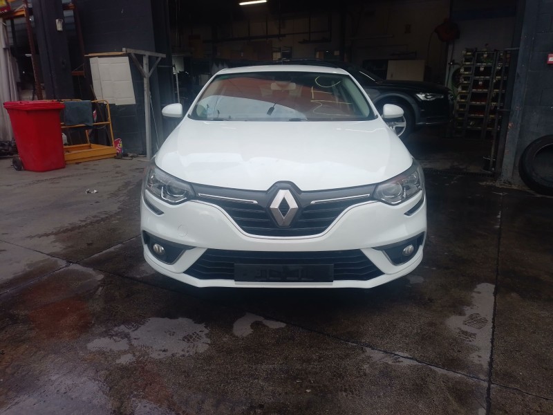 renault megane iv hatchback (b9a/m/n_) del año 2020