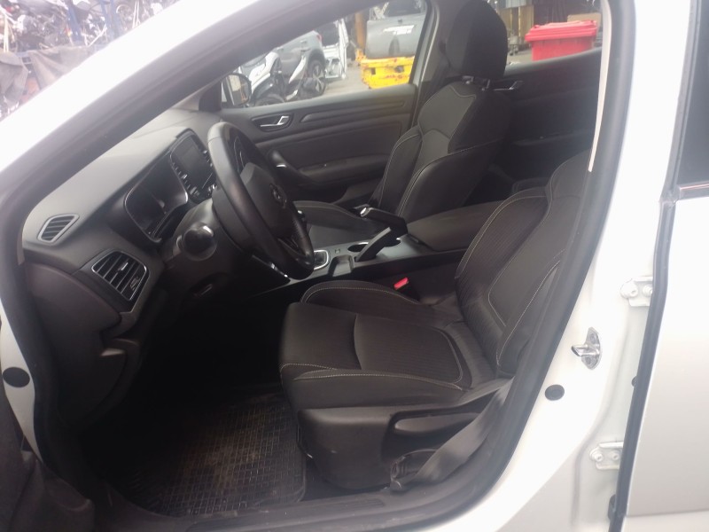 renault megane iv hatchback (b9a/m/n_) del año 2020