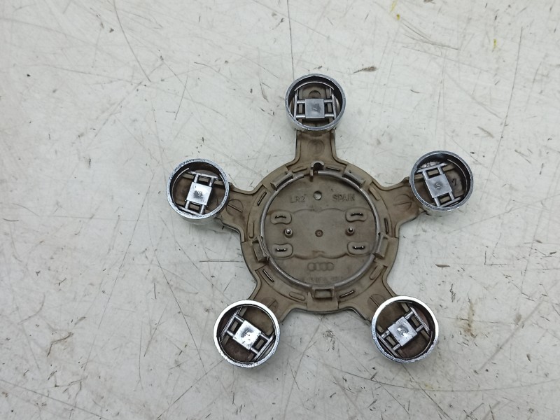 Recambio de tapacubos para audi a6 allroad c7 (4gh, 4gj) 3.0 tdi quattro referencia OEM IAM  4F0601165N 