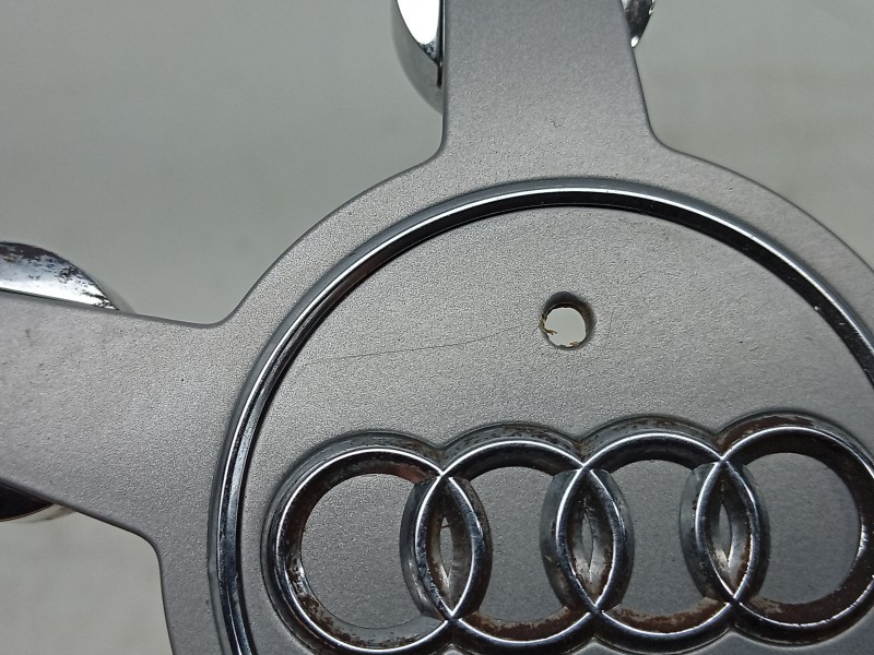 Recambio de tapacubos para audi a6 allroad c7 (4gh, 4gj) 3.0 tdi quattro referencia OEM IAM  4F0601165N 