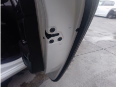 CERRADURA PUERTA TRASERA DERECHA 