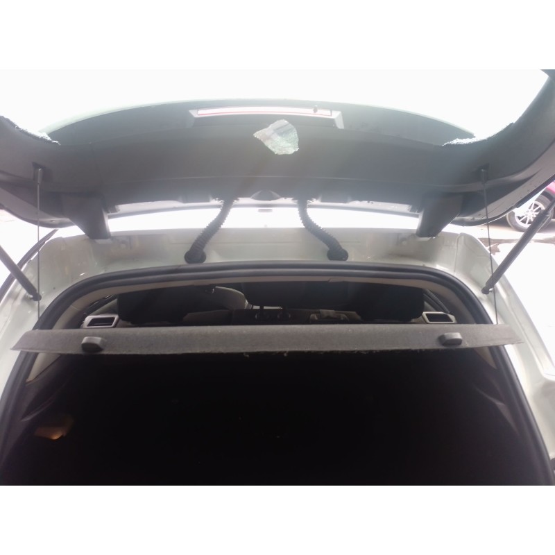 Recambio de bandeja trasera para renault megane iv hatchback (b9a/m/n_) 1.5 blue dci 115 (b9a6) referencia OEM IAM   