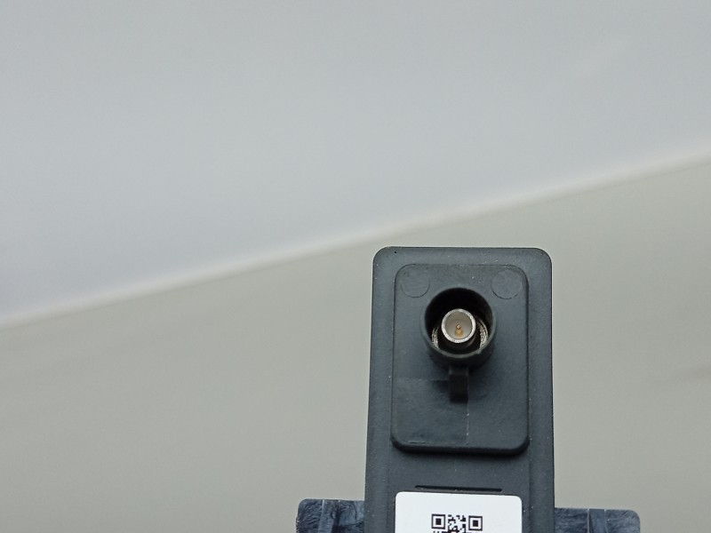 Recambio de camara vision trasera para tesla model 3 ev referencia OEM IAM  184805700A 