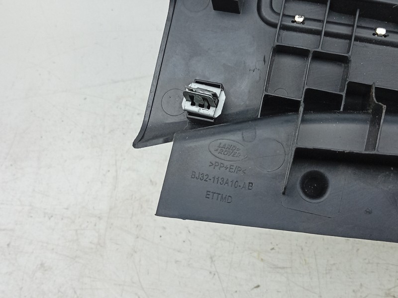 Recambio de moldura para land rover range rover evoque (l538) 2.0 4x4 referencia OEM IAM  BJ32113A10AB 