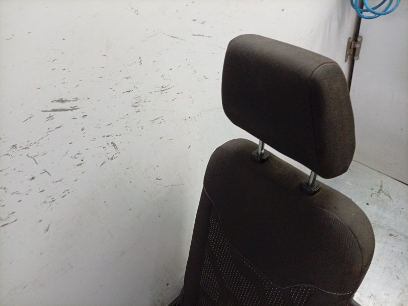 Recambio de asiento delantero derecho para ford transit courier b460 furgón/monospace 1.5 tdci referencia OEM IAM  2332815 
