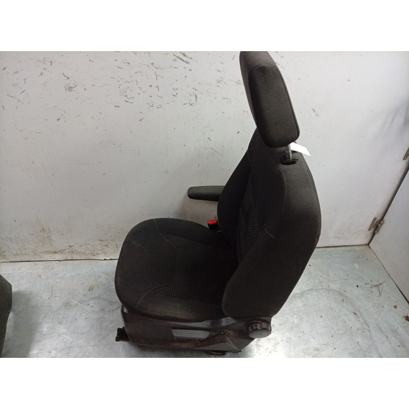 Recambio de asiento delantero izquierdo para ford transit courier b460 furgón/monospace 1.5 tdci referencia OEM IAM  1847966 