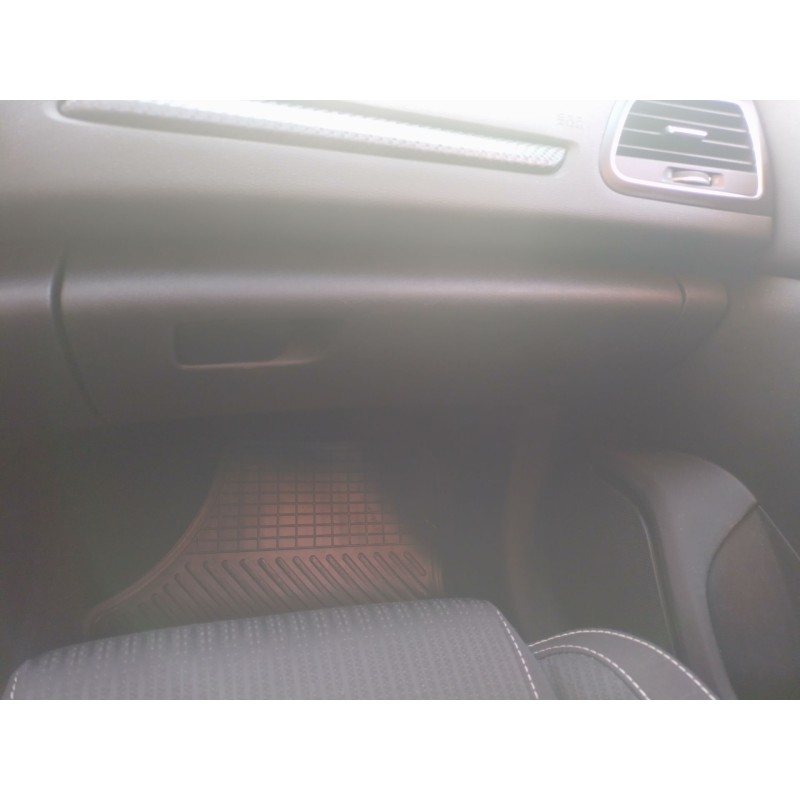 Recambio de guantera para renault megane iv hatchback (b9a/m/n_) 1.5 blue dci 115 (b9a6) referencia OEM IAM   