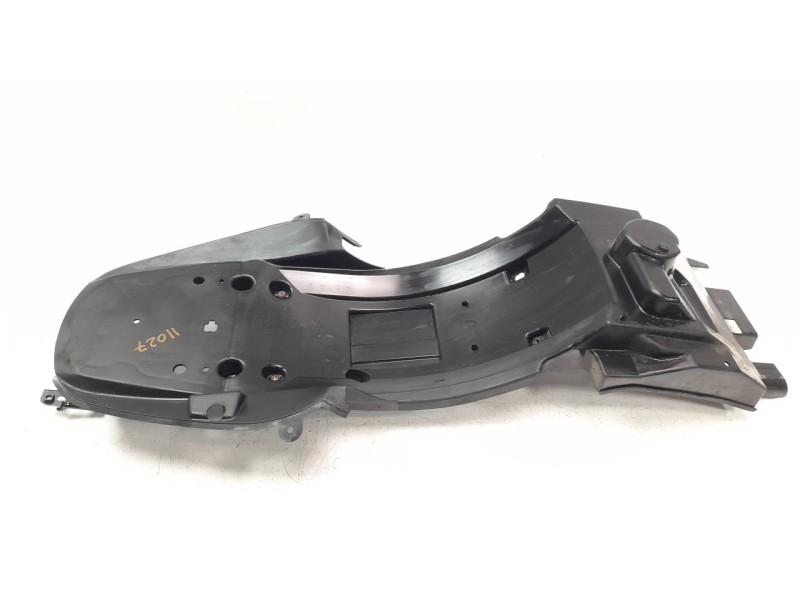 Recambio de guardabarros trasero para kawasaki zzr 1400 referencia OEM IAM 350230064  