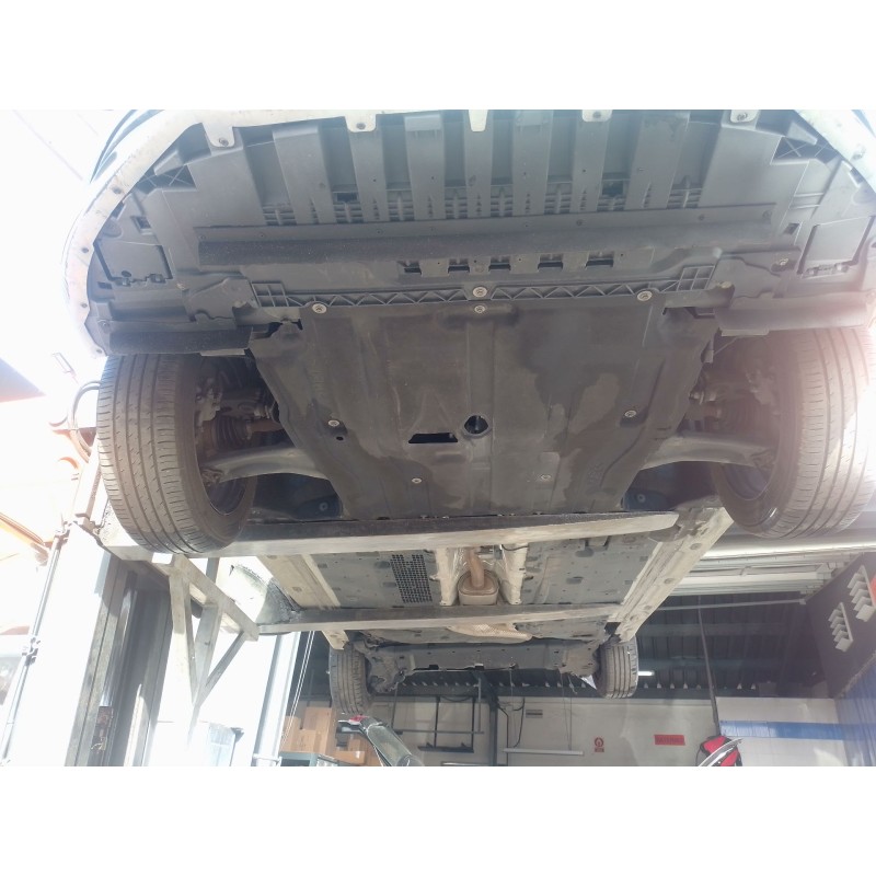 Recambio de puente delantero para renault megane iv hatchback (b9a/m/n_) 1.5 blue dci 115 (b9a6) referencia OEM IAM   