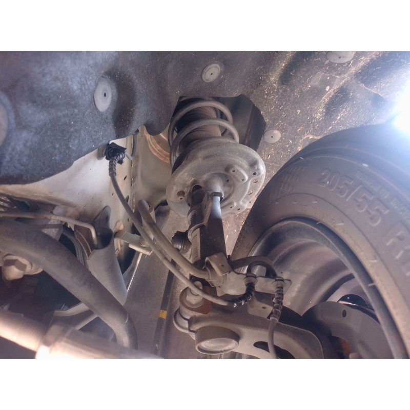 Recambio de amortiguador delantero derecho para renault megane iv hatchback (b9a/m/n_) 1.5 blue dci 115 (b9a6) referencia OEM IA