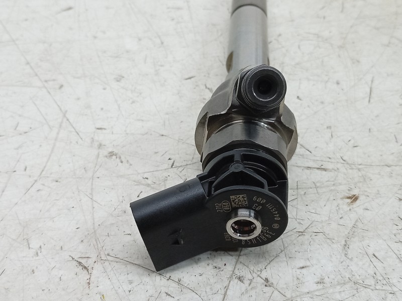 Recambio de inyector para bmw x4 (g02, f98) xdrive 20 d mild-hybrid referencia OEM IAM 0445111009 8579236 