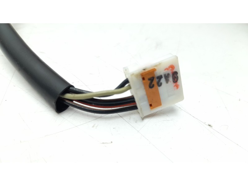Recambio de piloto trasero derecho para kia stonic (yb) 1.0 t-gdi referencia OEM IAM  92402H8500 