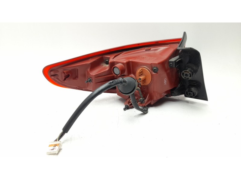 Recambio de piloto trasero derecho para kia stonic (yb) 1.0 t-gdi referencia OEM IAM  92402H8500 